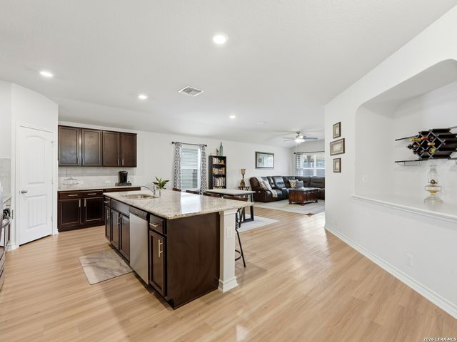 831 Red Crossbill, San Antonio, TX 78253