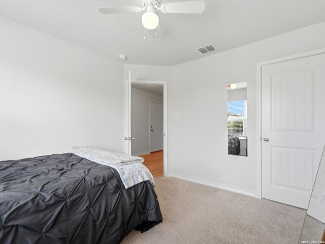 831 Red Crossbill, San Antonio, TX 78253