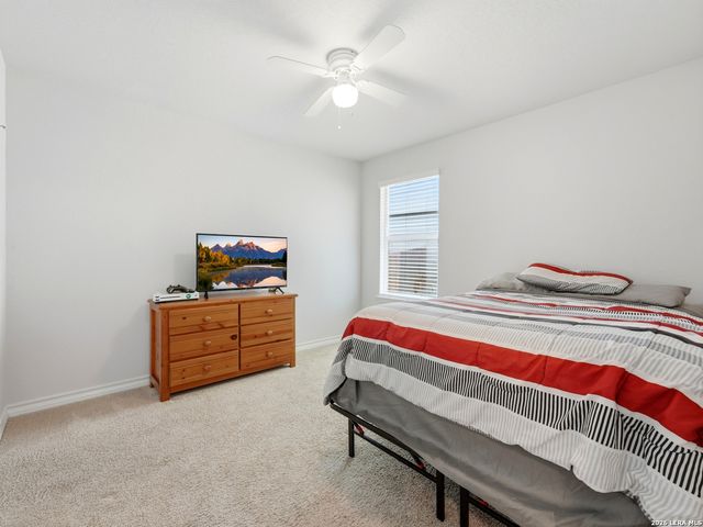 831 Red Crossbill, San Antonio, TX 78253