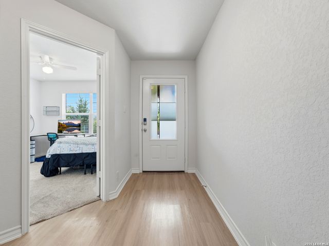 831 Red Crossbill, San Antonio, TX 78253