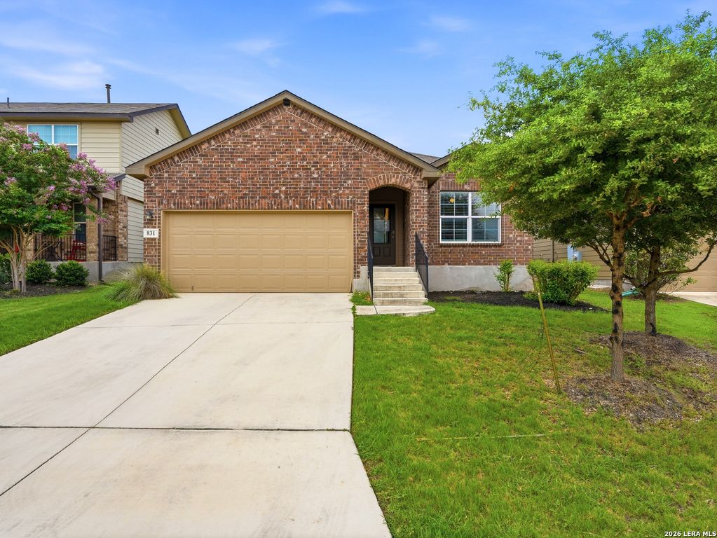 831 Red Crossbill, San Antonio, TX 78253