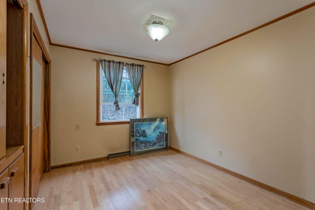 197 Sadler Lane, Harriman, TN 37748