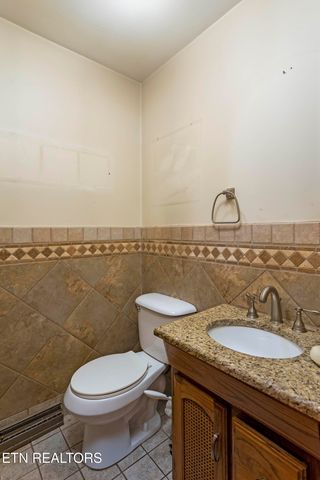 197 Sadler Lane, Harriman, TN 37748