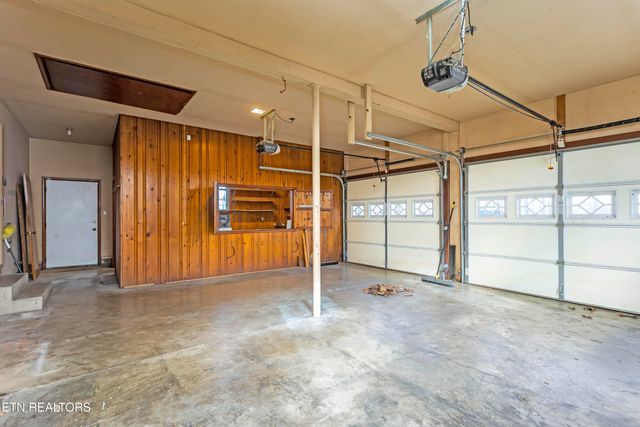 197 Sadler Lane, Harriman, TN 37748