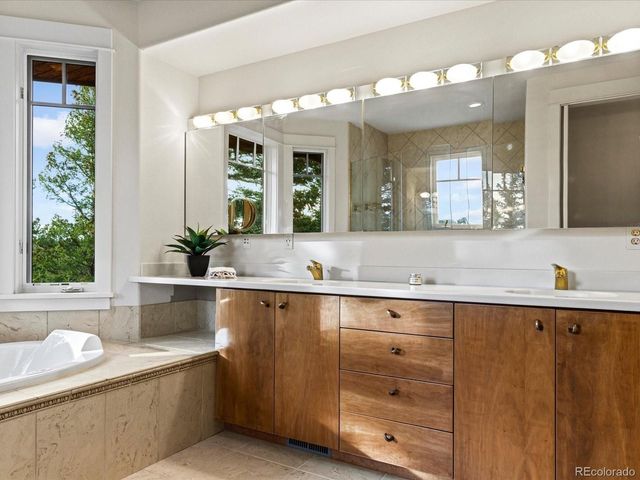 6264 Flagstaff Rd, Boulder, CO 80302