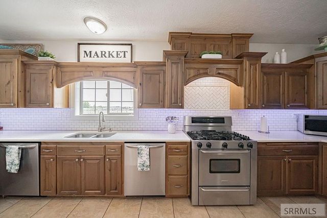 3391 E 500 N, Lewisville, ID 83431