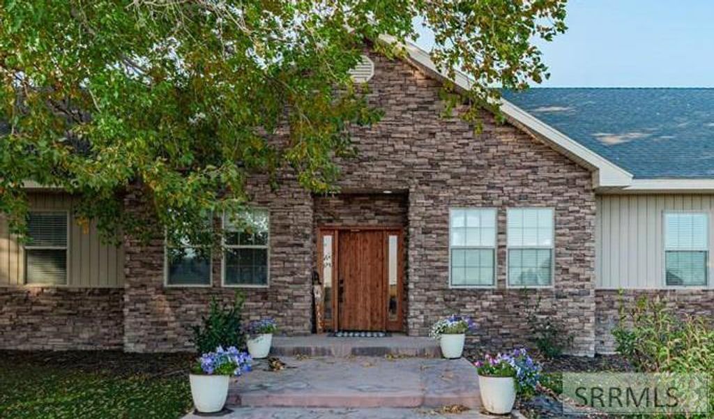 3391 E 500 N, Lewisville, ID 83431