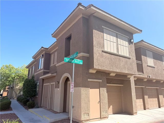 10221 Deerfield Beach Avenue 202, Las Vegas, NV 89129