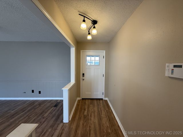 714 E Beaver Street, Jenks, OK 74037