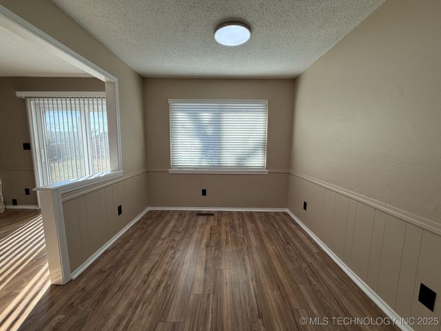 714 E Beaver Street, Jenks, OK 74037