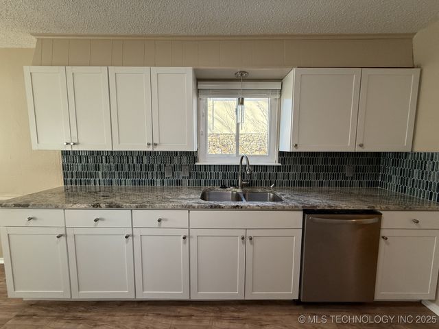 714 E Beaver Street, Jenks, OK 74037