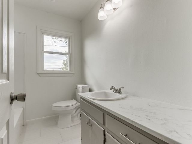 2420 Murray Drive, Midwest City, OK 73110
