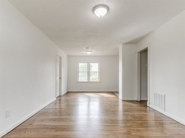 2420 Murray Drive, Midwest City, OK 73110
