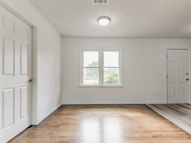 2420 Murray Drive, Midwest City, OK 73110
