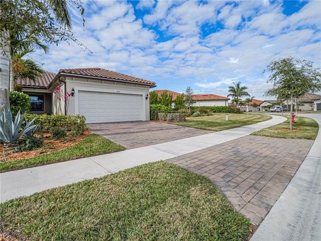 5190 Unity Square, Vero Beach, FL 32967