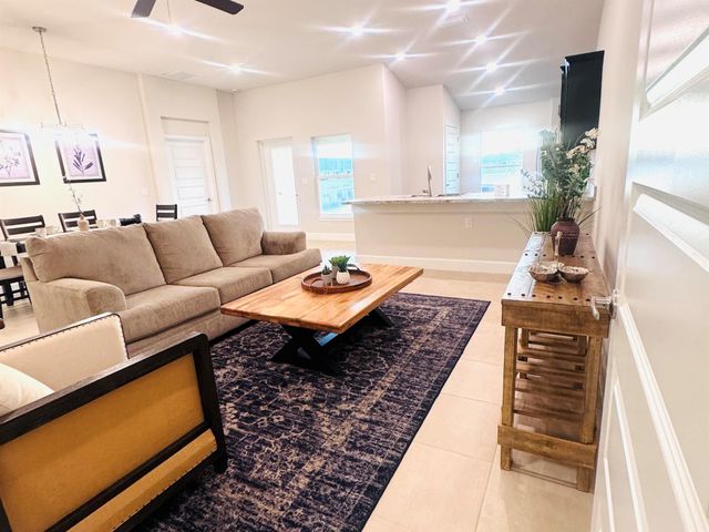 8627 Giovanni Avenue, Fort Pierce, FL 34951