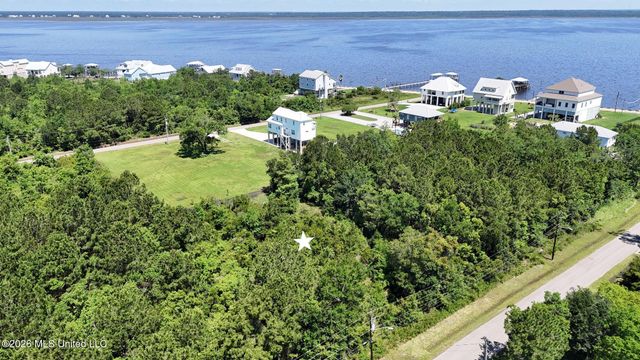 107 Engman Avenue, Bay Saint Louis, MS 39520