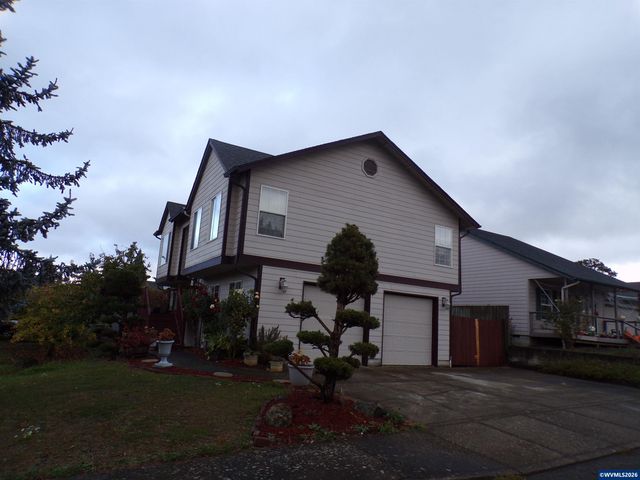 995 Jev Ct W, Salem, OR 97304