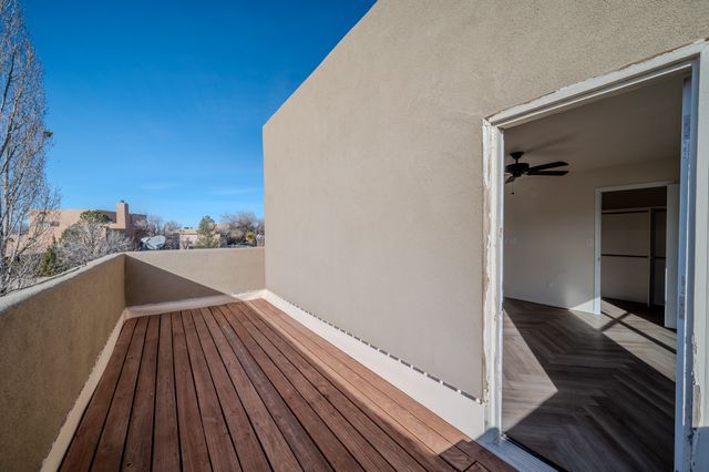 4144 Cheyenne, Santa Fe, NM 87507