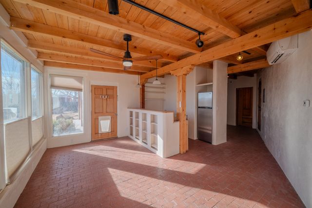 4144 Cheyenne, Santa Fe, NM 87507