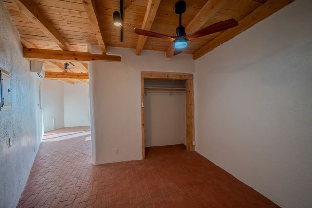4144 Cheyenne, Santa Fe, NM 87507