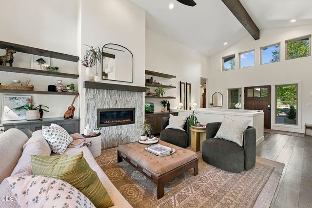 2244 NW Lolo Drive, Bend, OR 97703