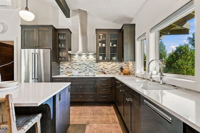 2244 NW Lolo Drive, Bend, OR 97703