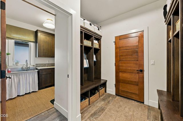 2244 NW Lolo Drive, Bend, OR 97703