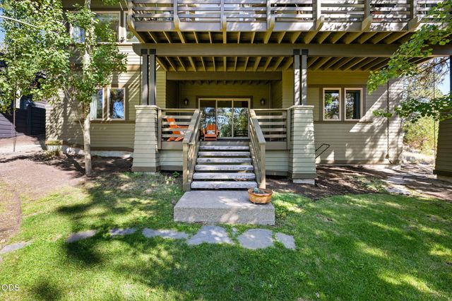 2244 NW Lolo Drive, Bend, OR 97703