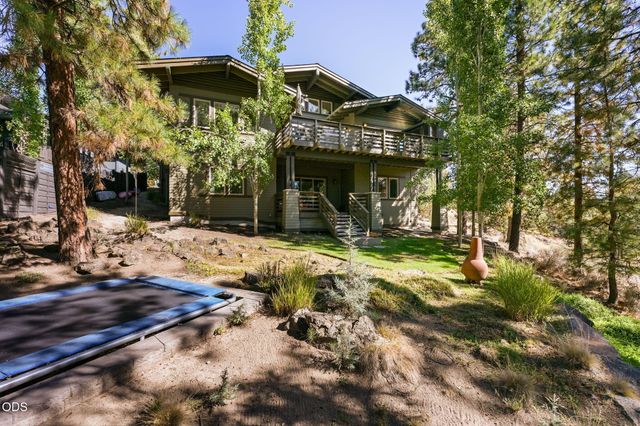 2244 NW Lolo Drive, Bend, OR 97703