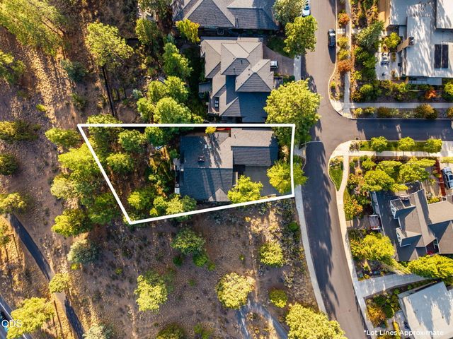 2244 NW Lolo Drive, Bend, OR 97703