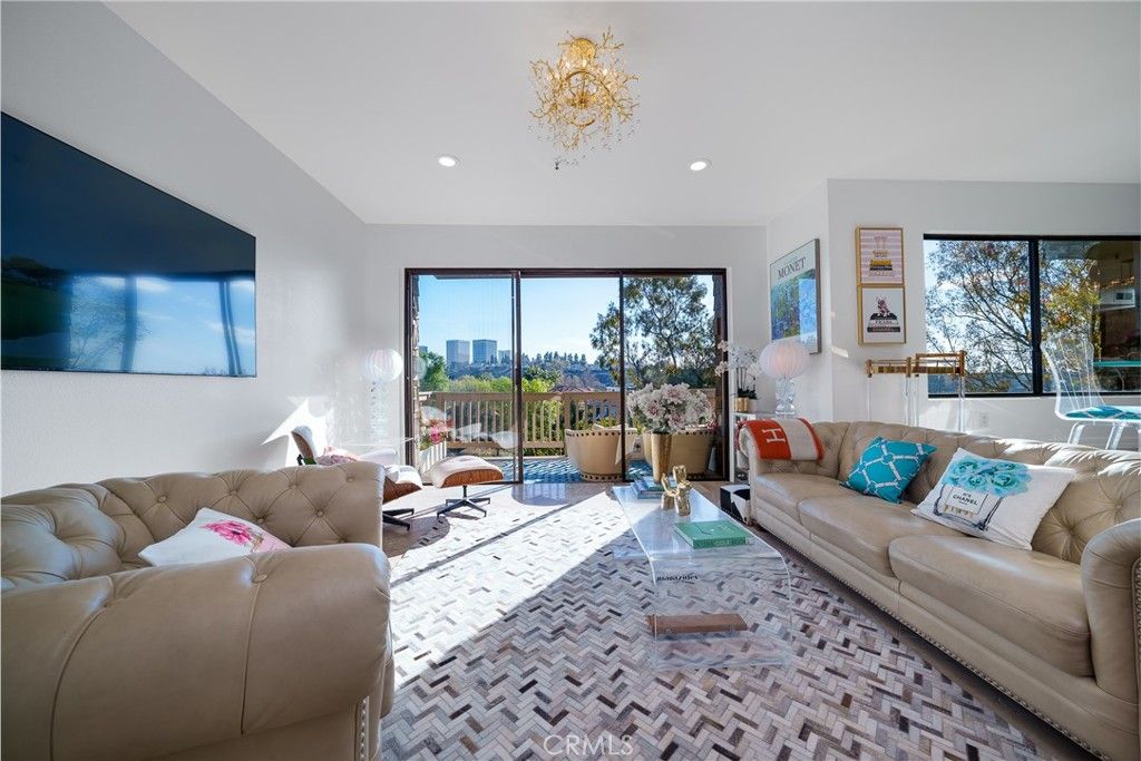 Image 1 of property listing at 67 Sea Island Drive, Newport Beach, CA 92660