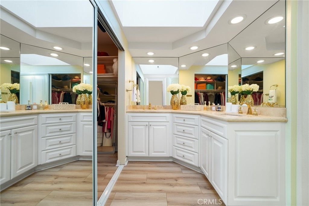 Image 14 of property listing at 67 Sea Island Drive, Newport Beach, CA 92660