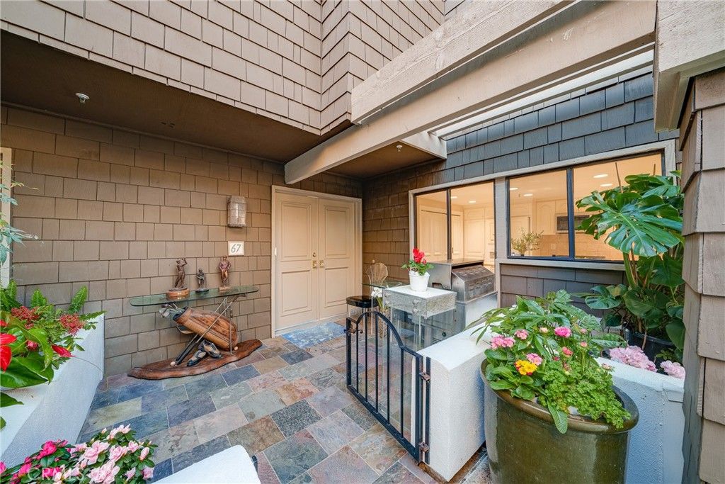 Image 22 of property listing at 67 Sea Island Drive, Newport Beach, CA 92660