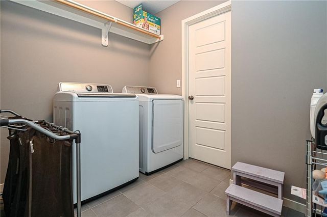 3330 N 128th Terrace, Kansas City, KS 66109