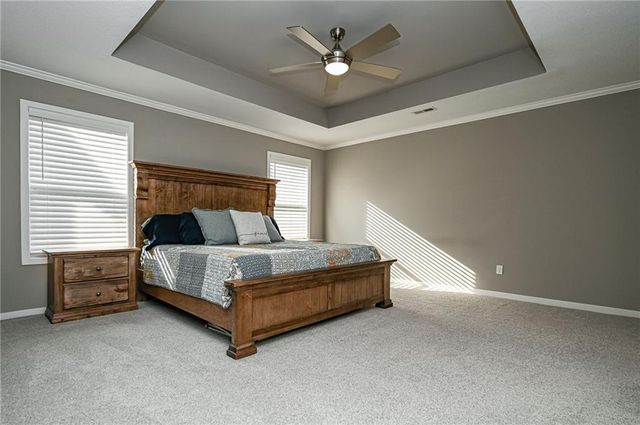 3330 N 128th Terrace, Kansas City, KS 66109