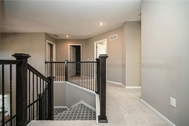 3330 N 128th Terrace, Kansas City, KS 66109