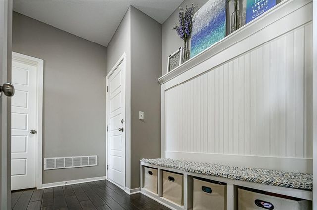 3330 N 128th Terrace, Kansas City, KS 66109