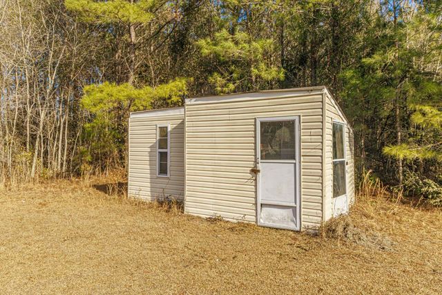 2179 Jasmine Rd., Loris, SC 29569