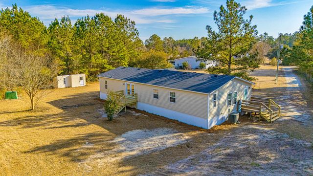 2179 Jasmine Rd., Loris, SC 29569