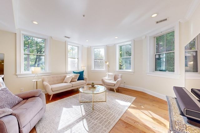 55 Addington Rd 1, Brookline, MA 02445