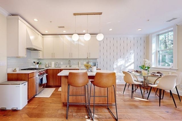 55 Addington Rd 1, Brookline, MA 02445