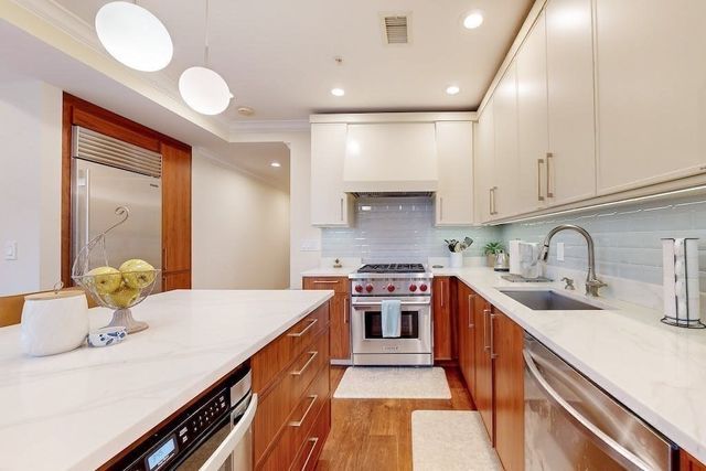 55 Addington Rd 1, Brookline, MA 02445