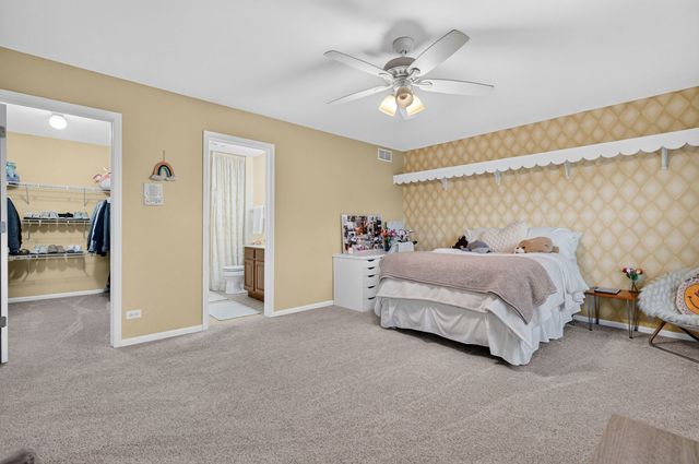 26602 Grande Poplar Court, Plainfield, IL 60585