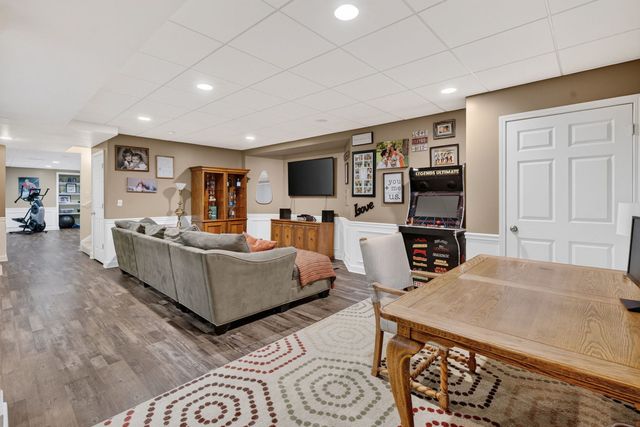 26602 Grande Poplar Court, Plainfield, IL 60585