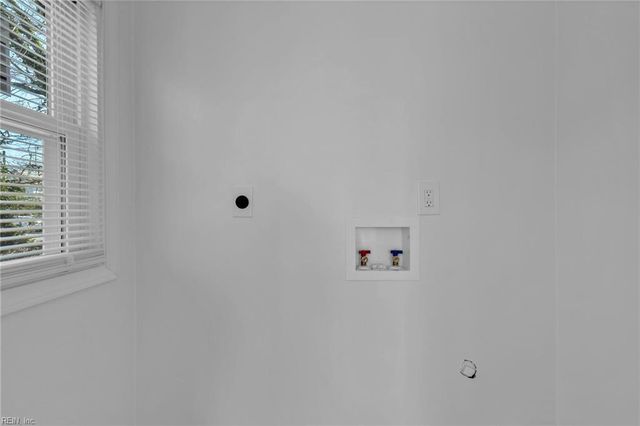 1003 41st ST, Newport News, VA 23607