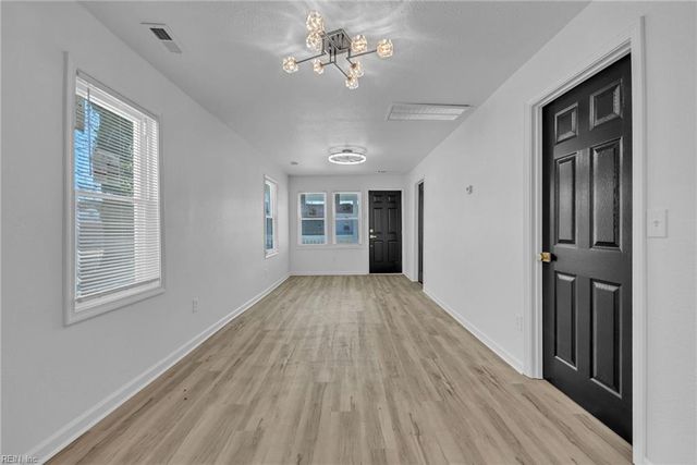 1003 41st ST, Newport News, VA 23607