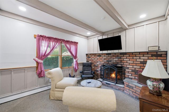 20 Musket Drive, Shirley, NY 11967