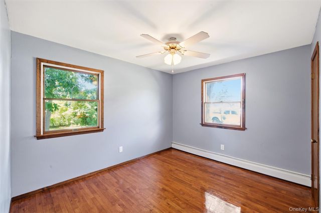 20 Musket Drive, Shirley, NY 11967