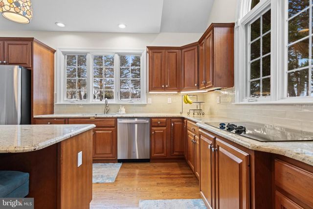 825 BAINBRIDGE DR, West Chester, PA 19382